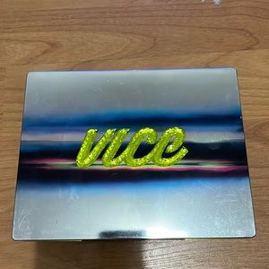 Urban decay vise palette